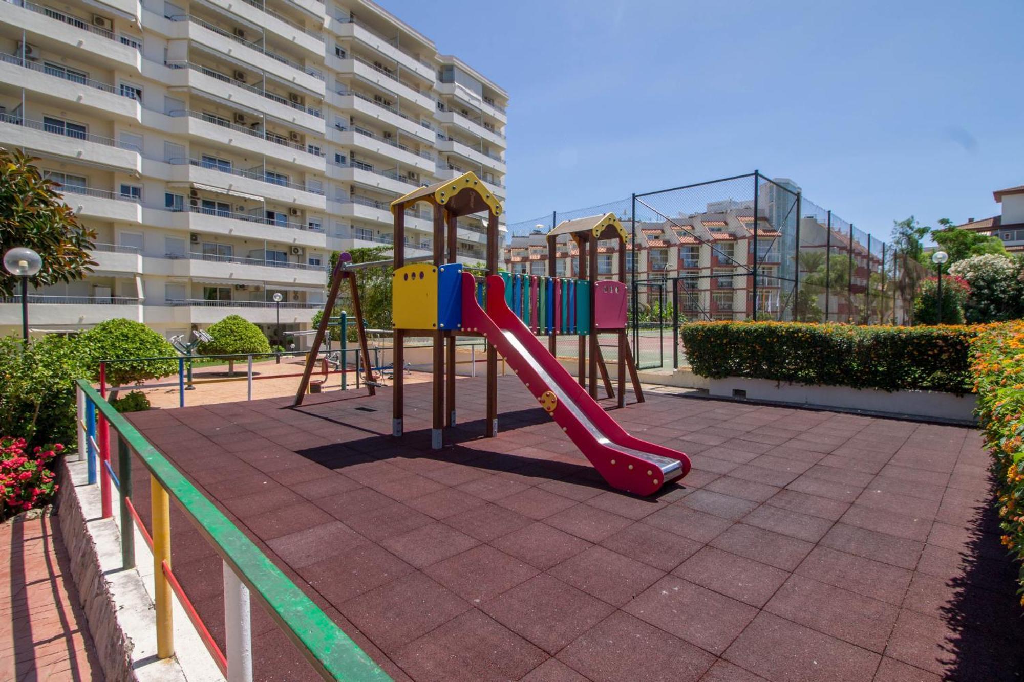 Carihuela Palace 418 By Ivi Real Estate Торемолинос Екстериор снимка
